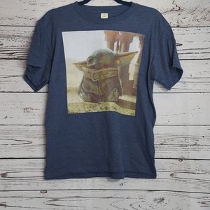 Baby Yoda Graphic Tee Size Large